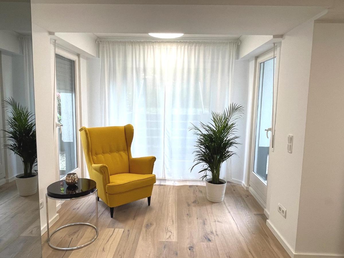Apartment Exklusive 104 M2 Direkt Am Rhein 1 Km Von Der Messe *